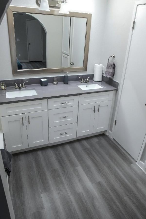 2 Bedroom Minutes From Las Vegas Strip And Airport Kültér fotó